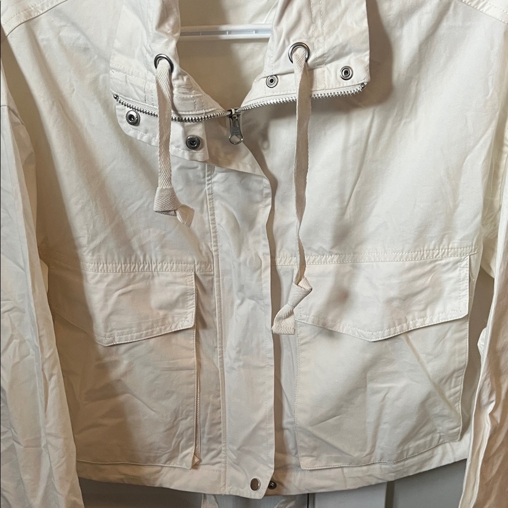 Women's Cream Jacket - Picture 5 of 5